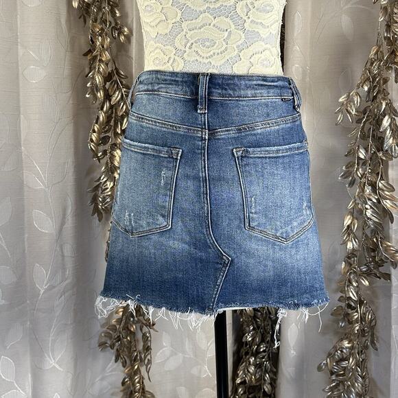 Risen Women’s M Medium Wash Distressed Stretch Y2K Frayed Denim Mini Skirt - Picture 5 of 11